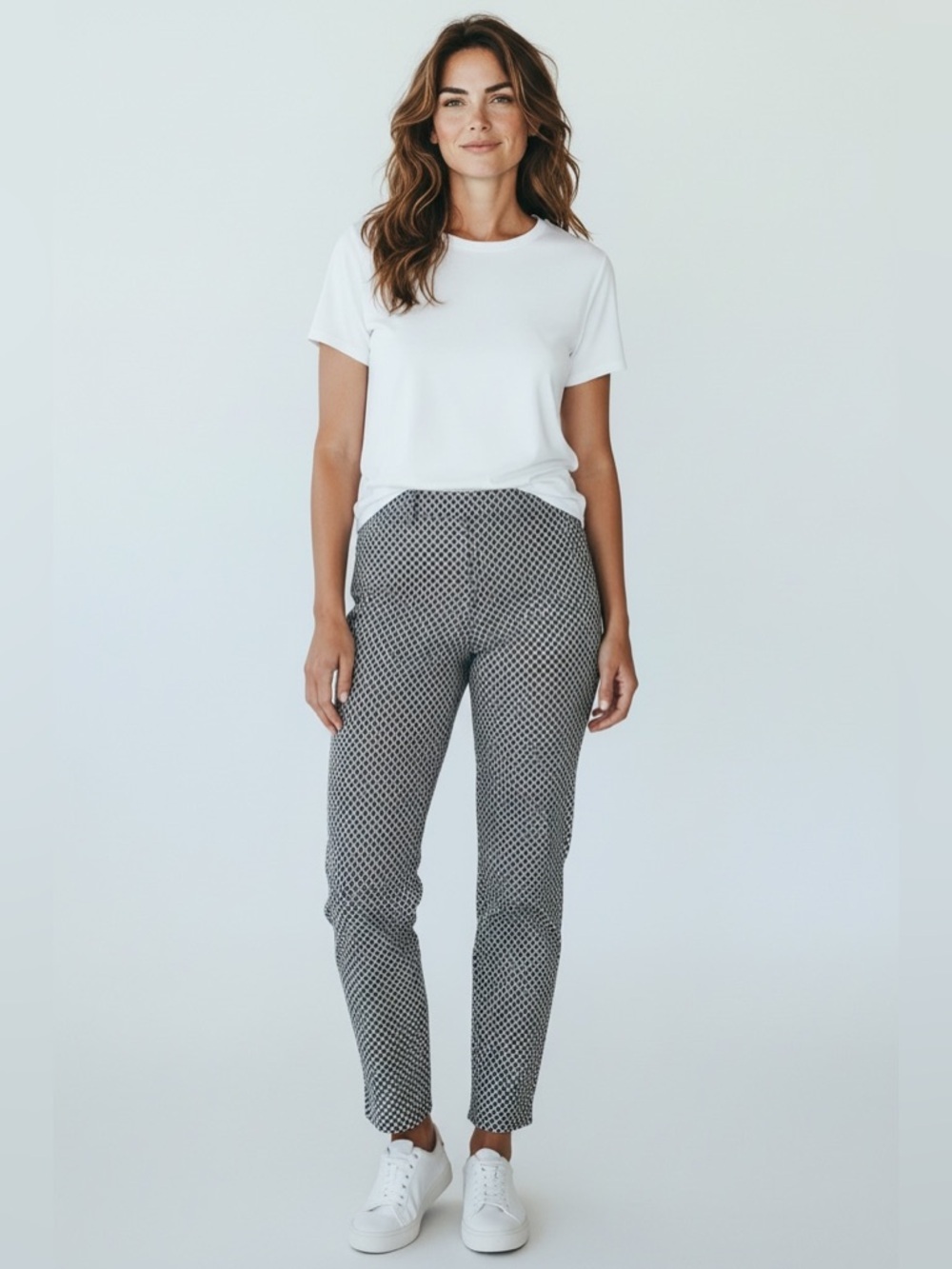 Liz Claiborne ladies cotton “EMMA” ankle pants size 6 excellent condition